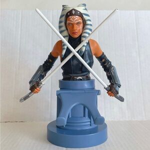 Star Wars Ahsoka Tano Phone/Game Controller Holder Bust Statue Cable Guys